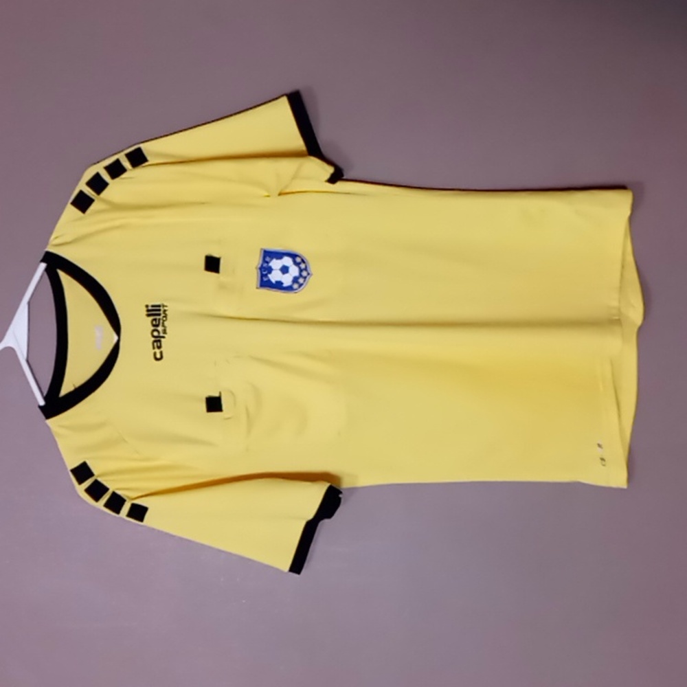 Capelli Sport Yellow Soccer Tee w Front Velcro Pockets Size S